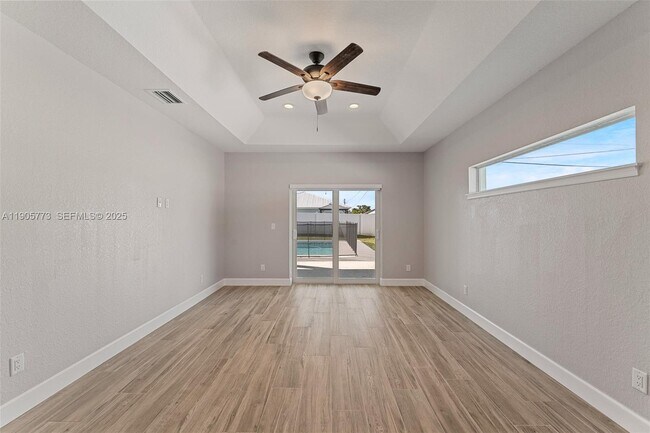 Building Photo - 4609 SW Pearl St