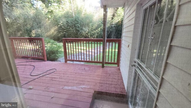 Building Photo - 12411 Thompson Rd