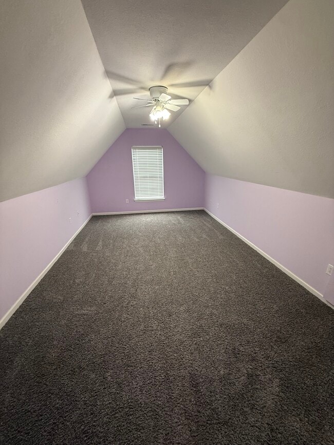 Building Photo - 528 N Hampton Meadows Dr