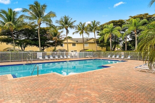 Building Photo - 2167 Hacienda Terrace