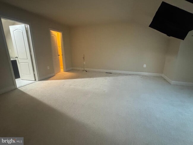 Building Photo - 11888 Country Squire Way