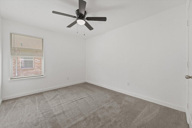 Building Photo - 5311 Freestone Dr
