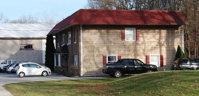 Building Photo - 169 Johnsonville Rd