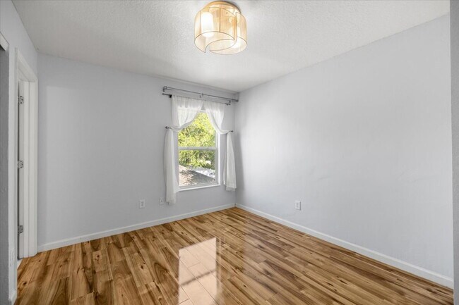 Building Photo - Spacious 4BR Home in Fore Ranch | Office + Ensuite + Extended Garage | Available Now