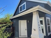 Building Photo - Beautiful 3-Bedroom, 2-Bath Home In Barger Area Of West Eugene!