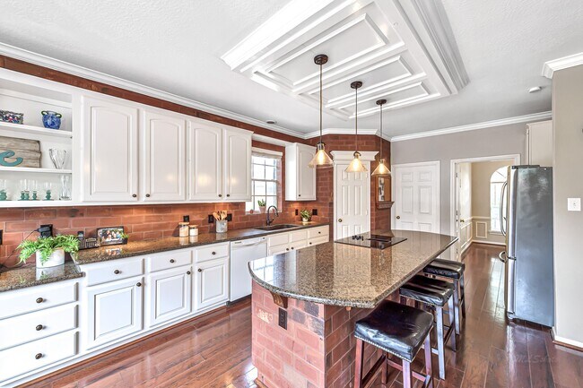 Building Photo - 23002 Cherrington Ct