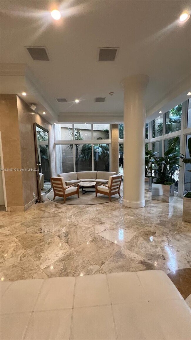 Building Photo - 770 Claughton Island Dr