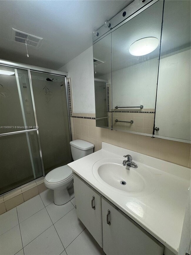 Building Photo - 20120 NE 2nd Ave