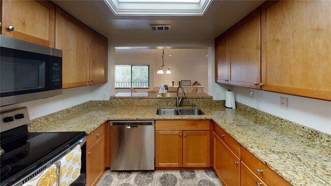 Building Photo - 2749 Orchid Oaks Dr