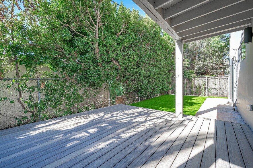 Backyard - 1531 Wellesley Ave