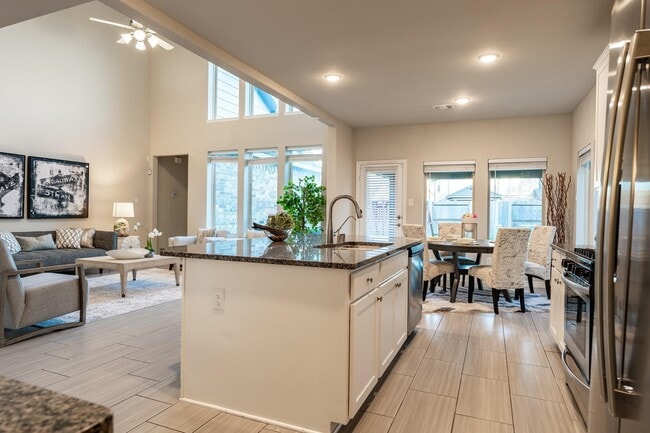 Building Photo - 3443 Cabernet Shores Dr