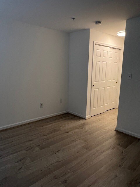 Second bedroom - 121 Timberbrook Ln