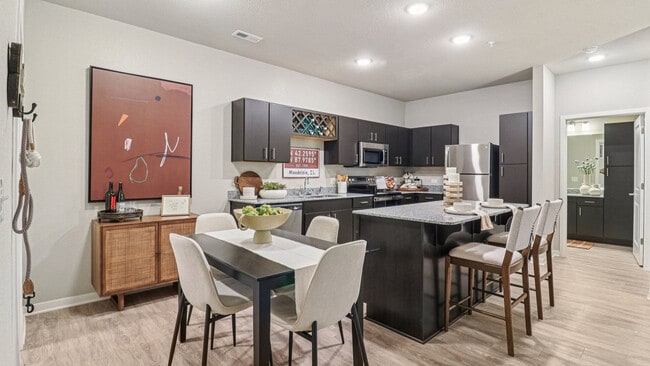 Building Photo - Springs at Mundelein