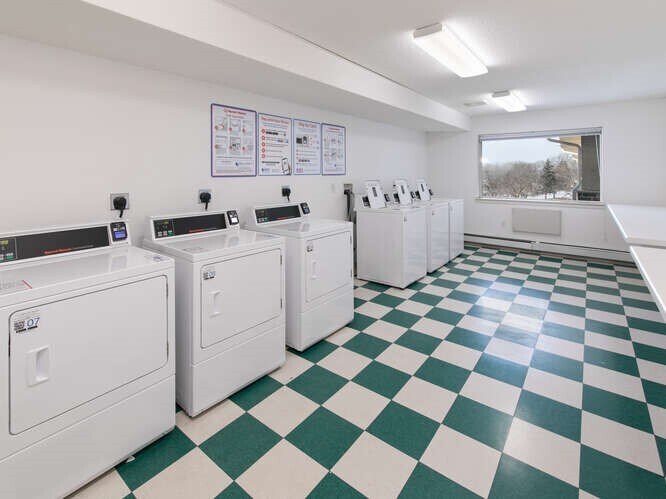 Building Photo - 16955 Toronto Ave SE