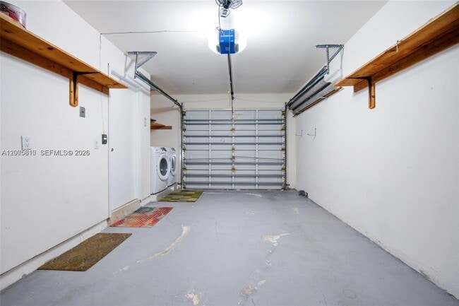 Building Photo - 561 SW 87th Ct