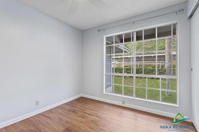 Building Photo - 92-1136 Hame St