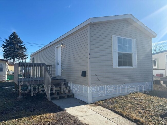 Building Photo - 700 S 12th St