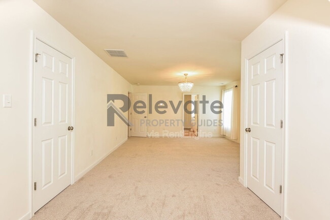 Building Photo - 2913 Bayfront Way