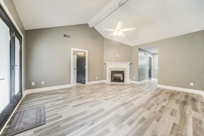 Building Photo - Fully Renovated Home in Gallatin, TN
