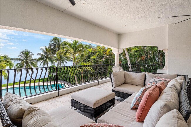 Building Photo - 19022 Loxahatchee River Rd