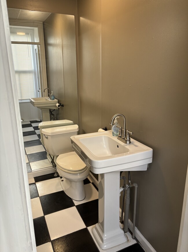 Bathroom - 18 E Main St