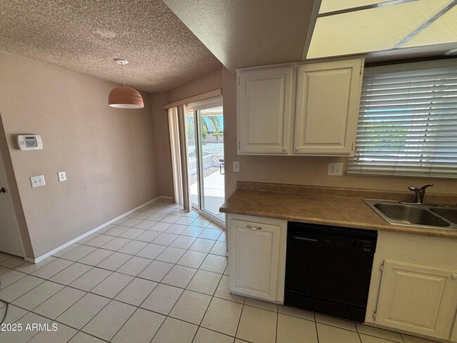 Building Photo - 18002 N 135th Dr