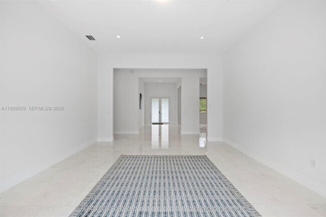 Building Photo - 9580 SW 101st Terrace