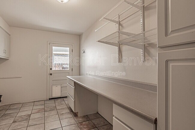 Building Photo - 535 S Cody St