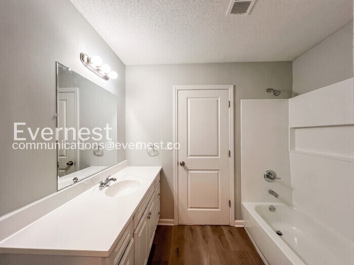 Building Photo - 1224 Whitten Rd