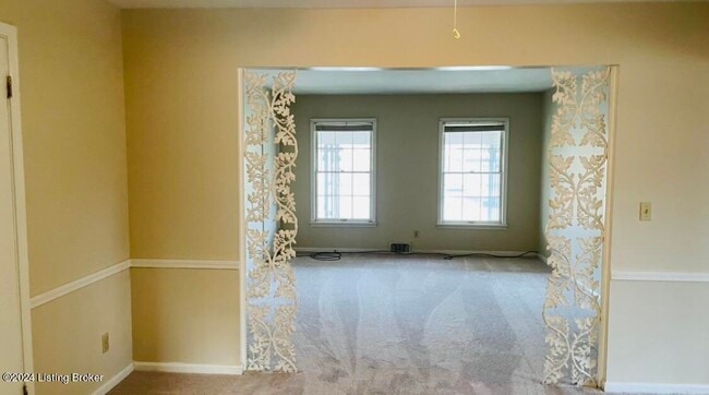 Building Photo - 1800 Gardiner Ln