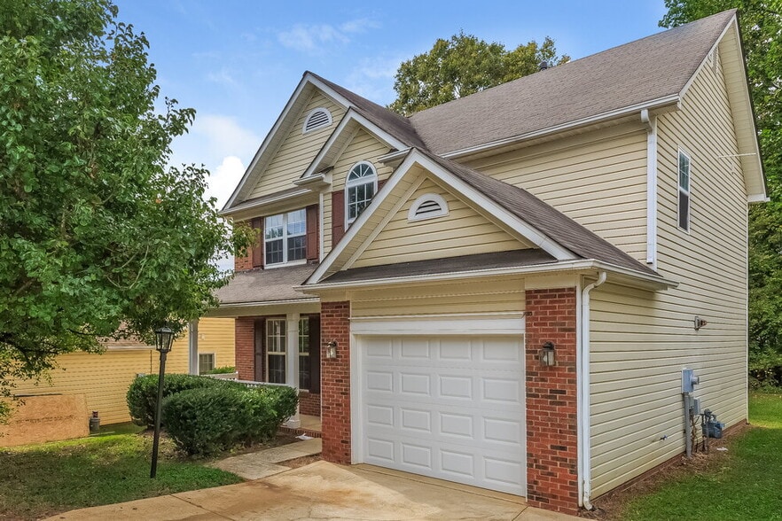 Building Photo - 7526 Fallow Ln