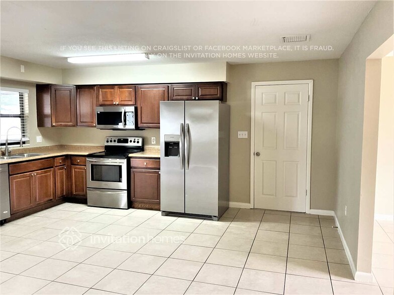 Building Photo - 1032 Sunwood Ln