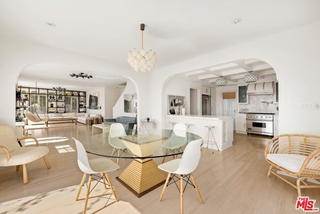 Building Photo - 6650 Whitley Terrace