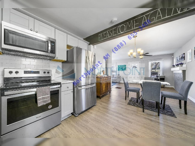 Building Photo - Updated Modern Elegant Home in Polar Rock