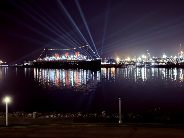 Building Photo - 250 Linden Ave