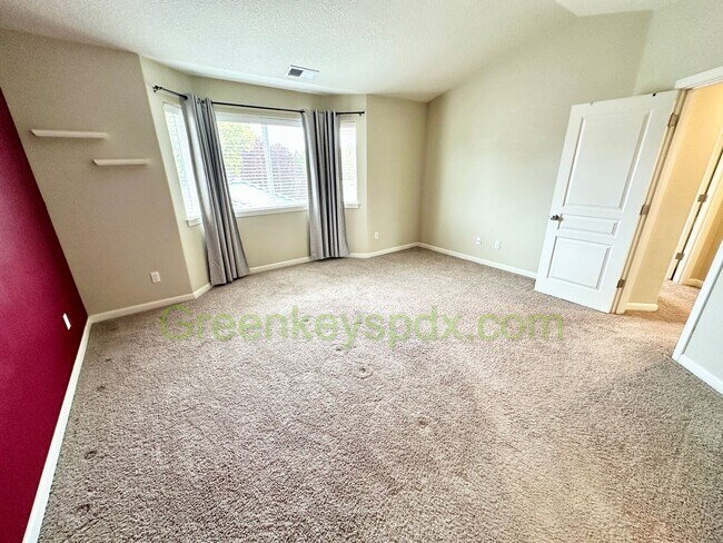 Building Photo - Gorgeous 3-Bedroom 2.5-Bathroom House with...