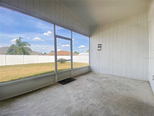Building Photo - 445 Savanna Pointe St