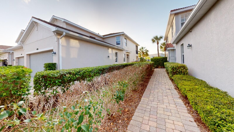 Building Photo - 14009 Black Beauty Dr