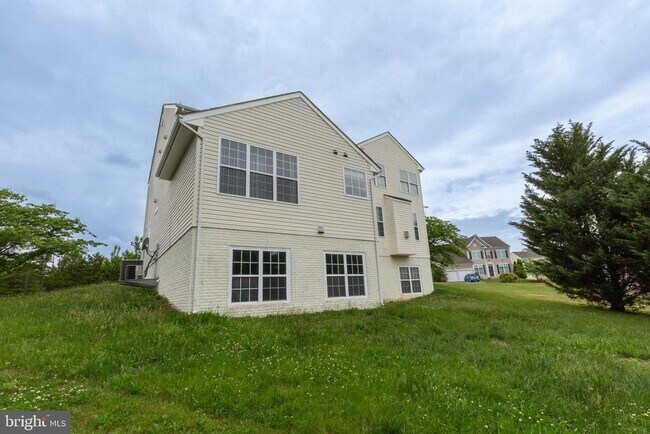 Building Photo - 391 Sheerer Dr