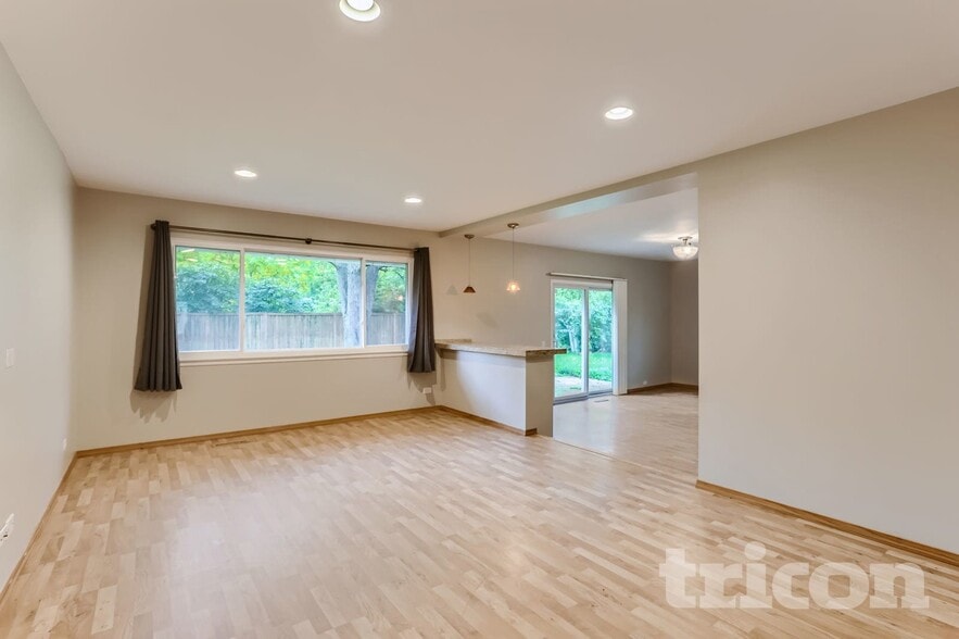 Building Photo - 3124 63rd St