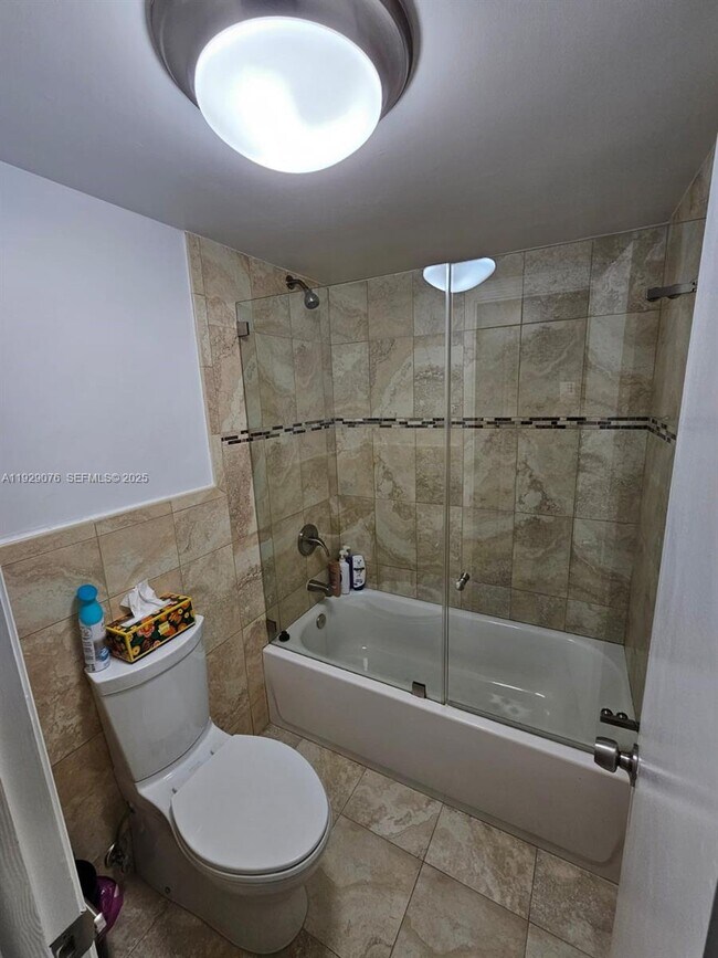 Building Photo - 9273 Collins Ave