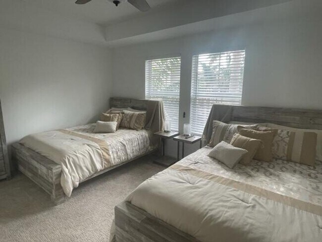 Building Photo - 3408 Tuscany Way