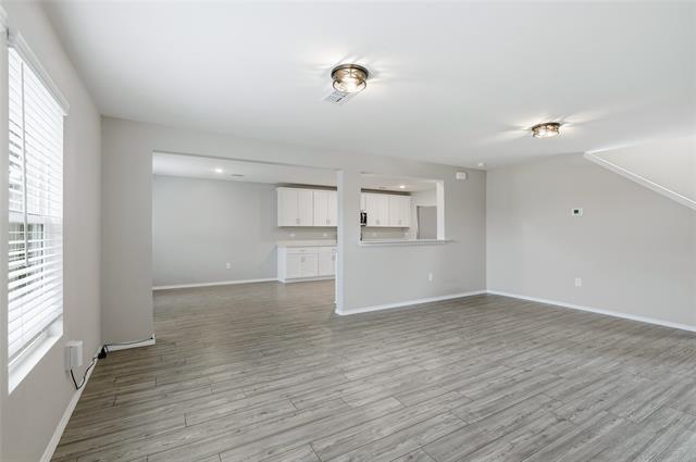 Building Photo - 412 Glenwick Ln