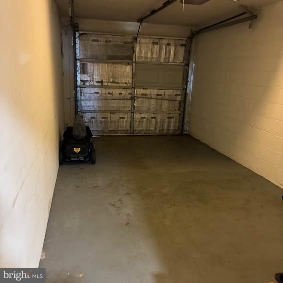 Building Photo - 1701 Scotchbrook Dr