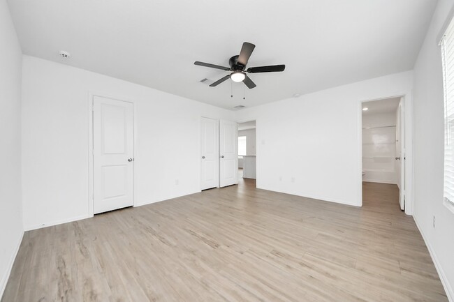 Building Photo - 4319 Palmetto Grv Ln