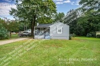 Building Photo - 1541 Villa Esta Dr