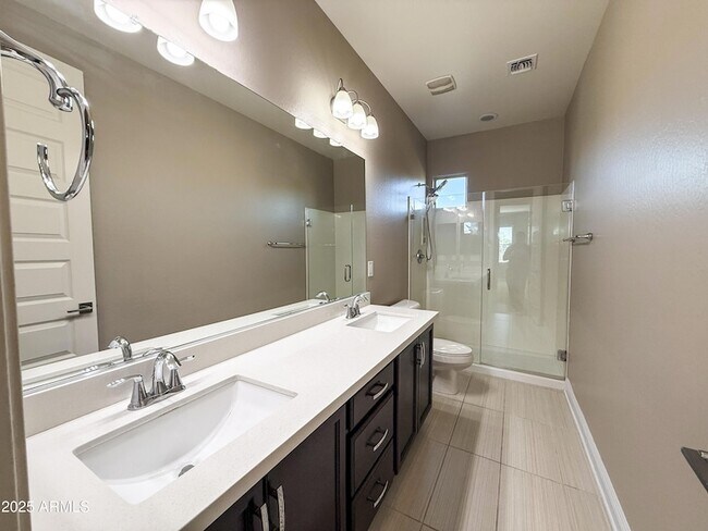 Building Photo - 4711 E Daley Ln