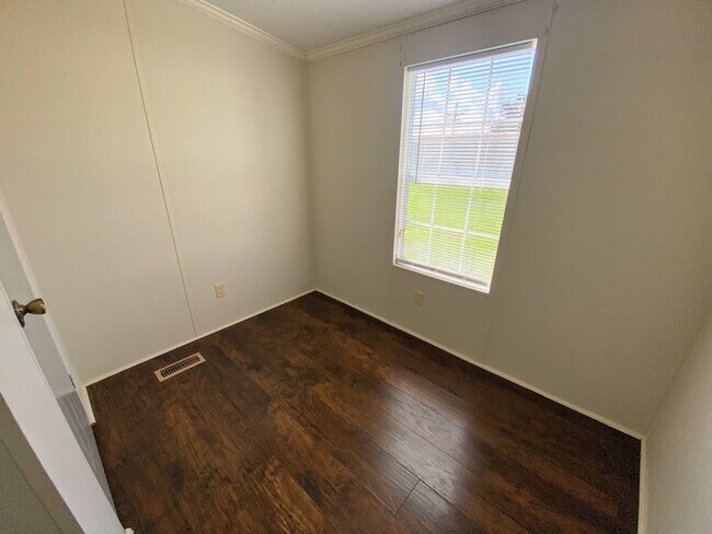 Building Photo - Convenient Bell City Rental | Just Minutes from the Helms Road LNG Park & Ride