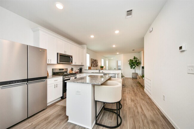 Building Photo - 23663 Cranberry Grader Ln