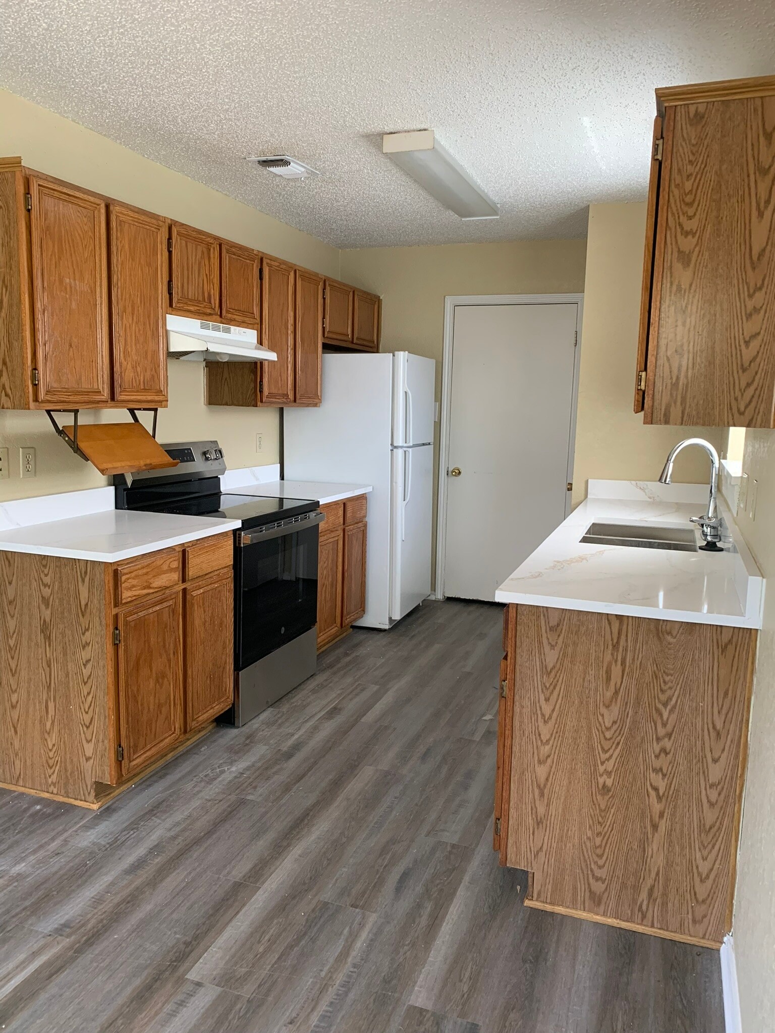 Building Photo - 307 Eichelberger Dr